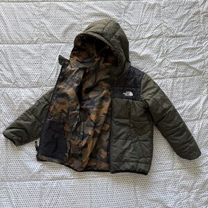The North Face Camo TODDLER Reversible Puffy (5)